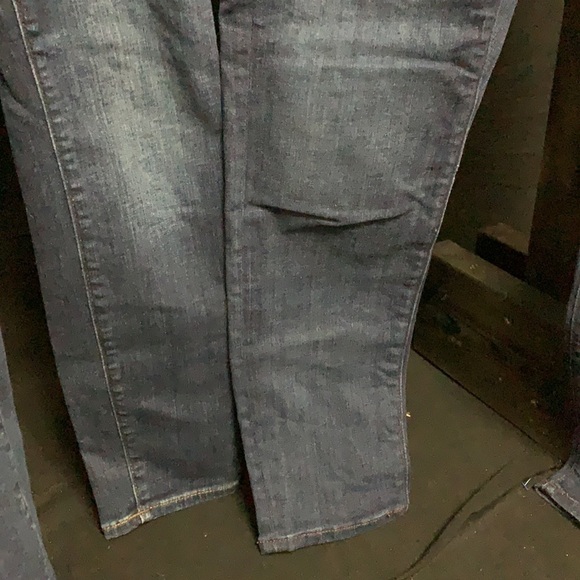 Loft (2) pair of curvy skinny jeans size 4 - Picture 4 of 8